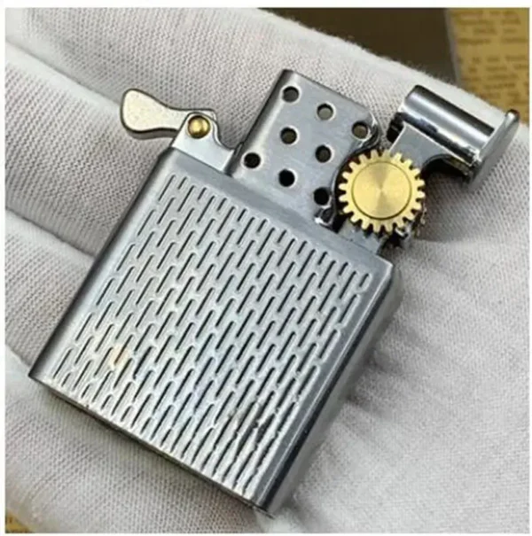 Zorro Kerosene Lighter Insert w/ Sealing Pad - Silver