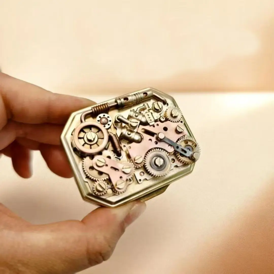 Unique Trench Lighter - Gear Linkage Punk - Image 2