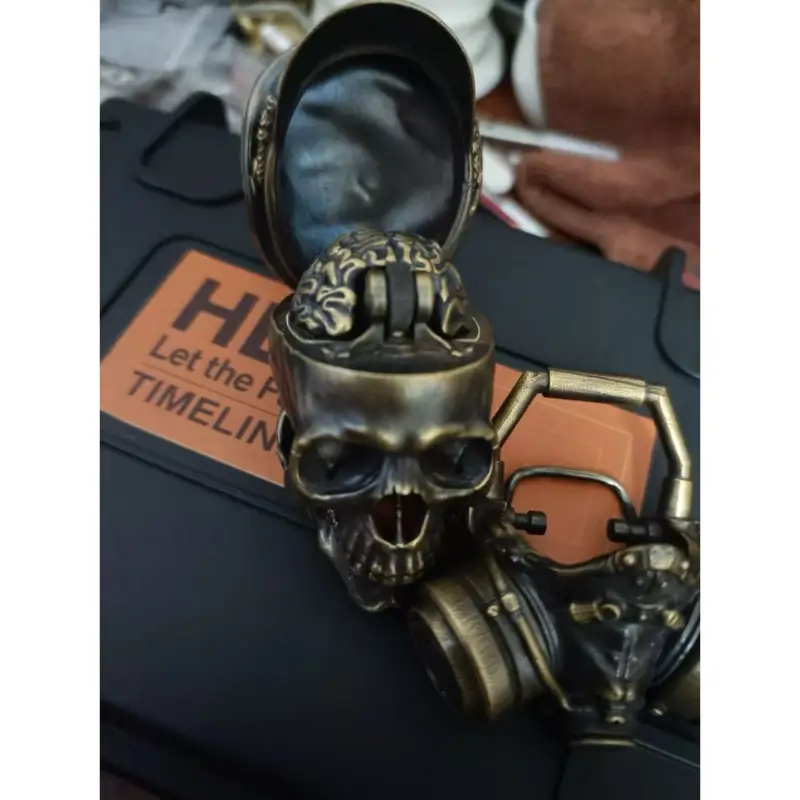 Handmade War Maniac with Gas Mask Kerosene Lighter - Image 3